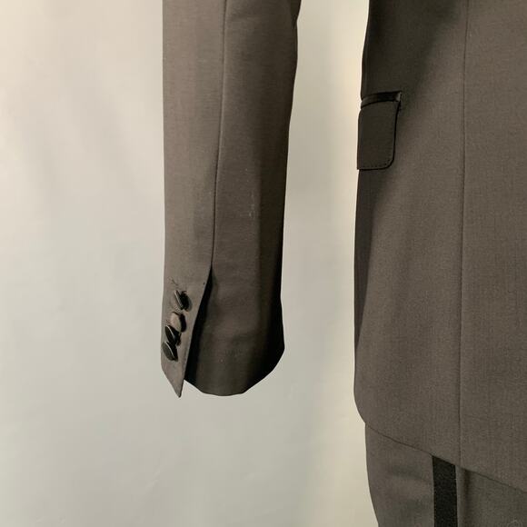 DOLCE & GABBANA Size 38 Black Wool Blend Peak Lapel Tuxedo - Picture 7 of 13